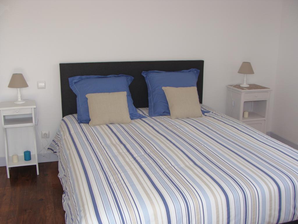 Le Vieux Castel Bed and Breakfast Goustranville Eksteriør billede